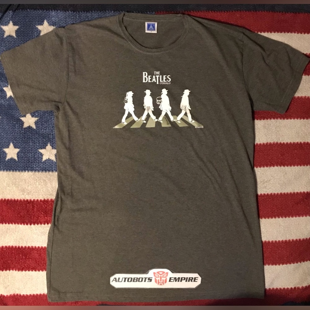 Vintage THE BEATLES OTALVO ECUADOR Music Shirt L rlpc Tourist Concert Show Oldie
